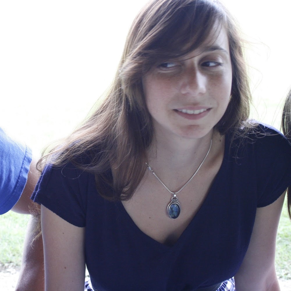 Meet your Posher, Yana